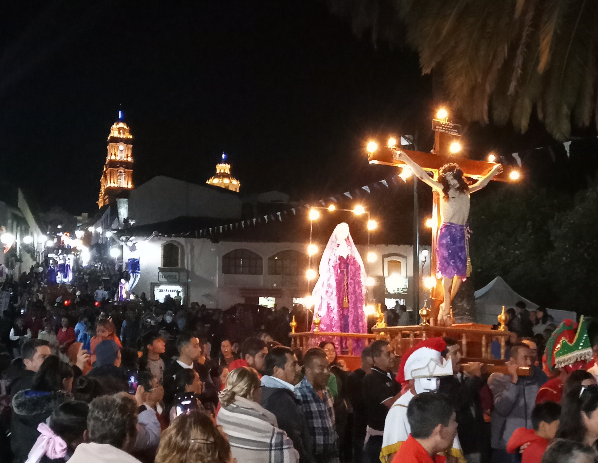 TLALPUJAHUA: TIERRA DE FE Y TRADICIÓN